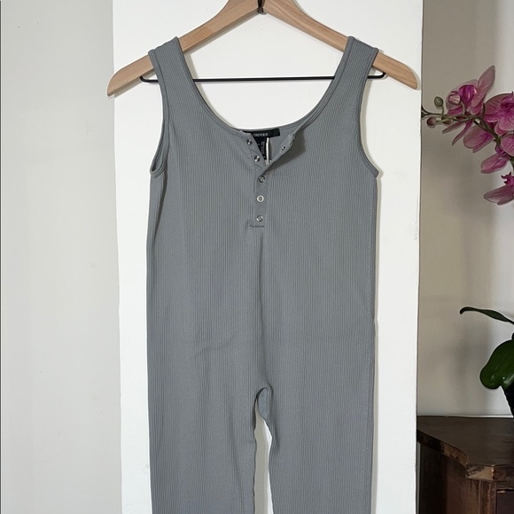 Gray Ribbed Jumpsuit - Picture 2 of 11